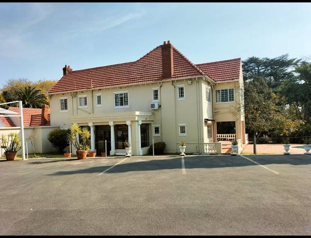 672M² OFFICE FOR SALE IN SAXONWOLD